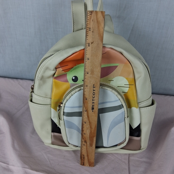 Danielle Nicole Star Wars Baby Yoda Mini Backpack & Matching Wallet - Picture 10 of 16